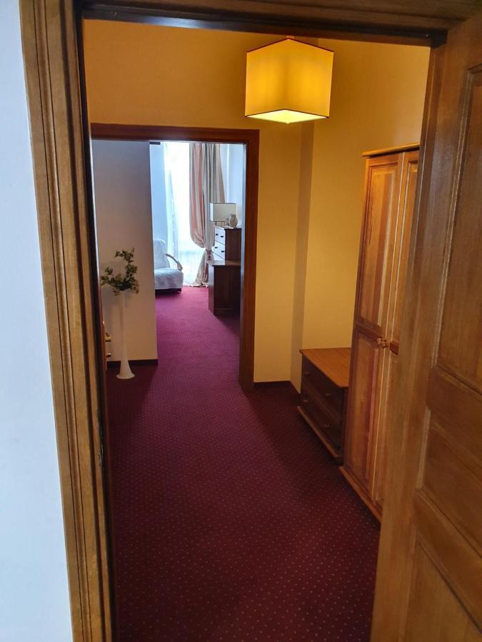 Hotel Polak Zamość Buitenkant foto