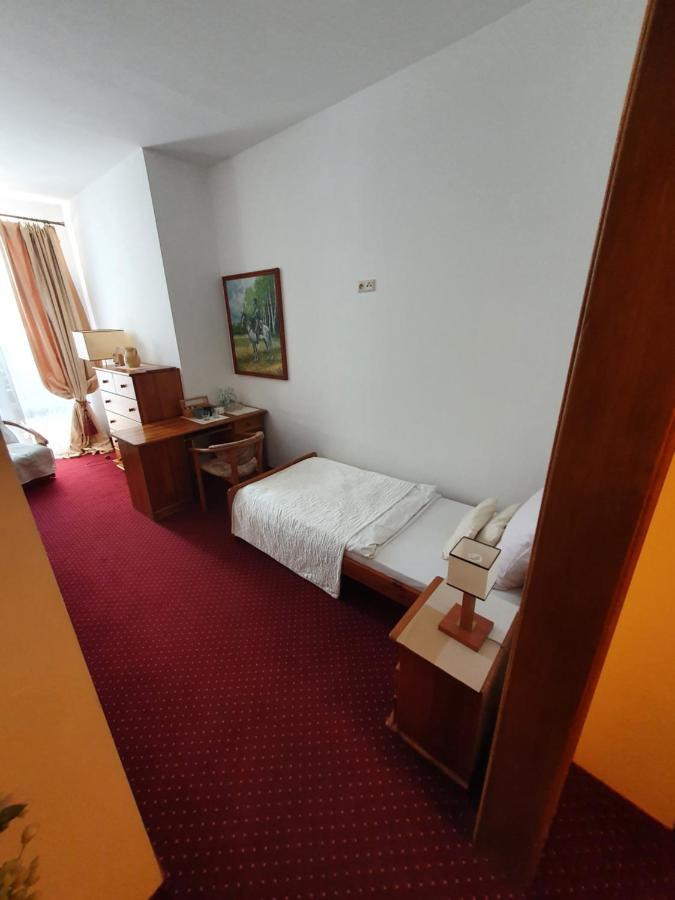 Hotel Polak Zamość Buitenkant foto