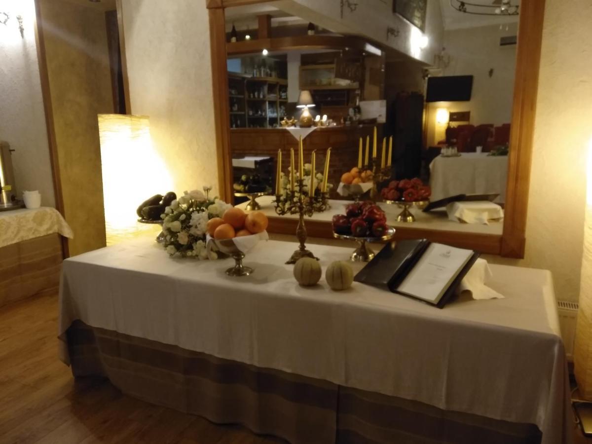 Hotel Polak Zamość Buitenkant foto