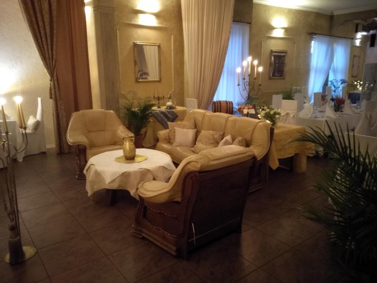 Hotel Polak Zamość Buitenkant foto